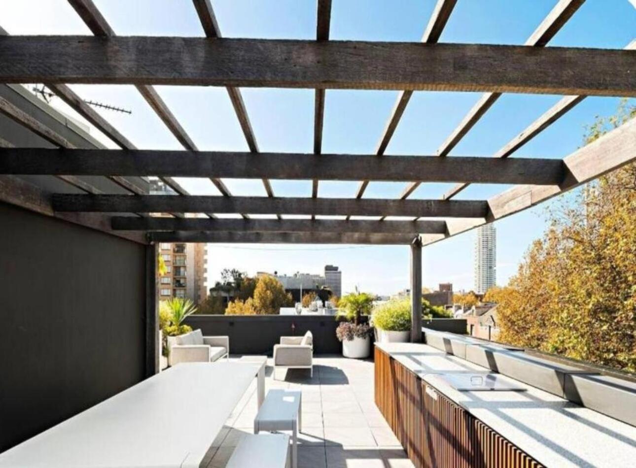 Crown * Sydney